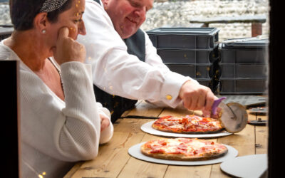 Top 5 Reasons to Book a Pizza Van for Your Next Party